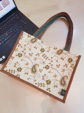 Zeenat (زینت) Embroidered Jute Tote Bag – Ethnic Floral Kundan Handbag for Women